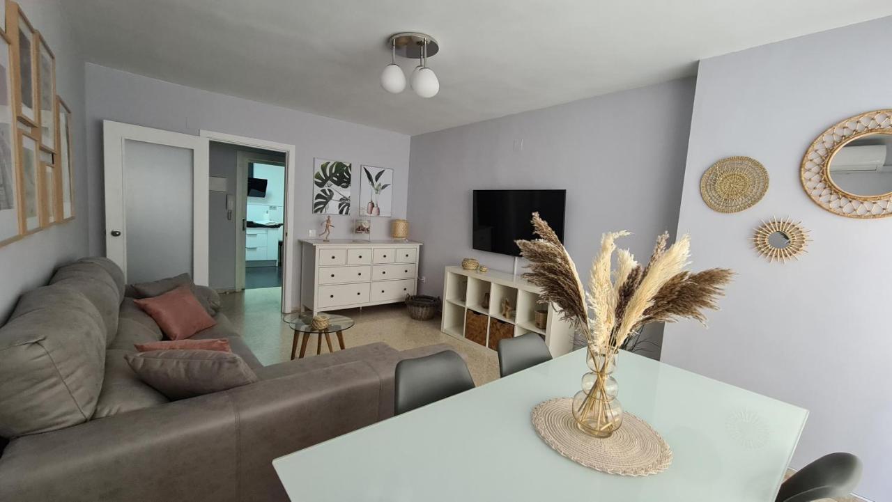 Vacacional Buyma - Parking Privado -Gratuito- Appartement Málaga Buitenkant foto
