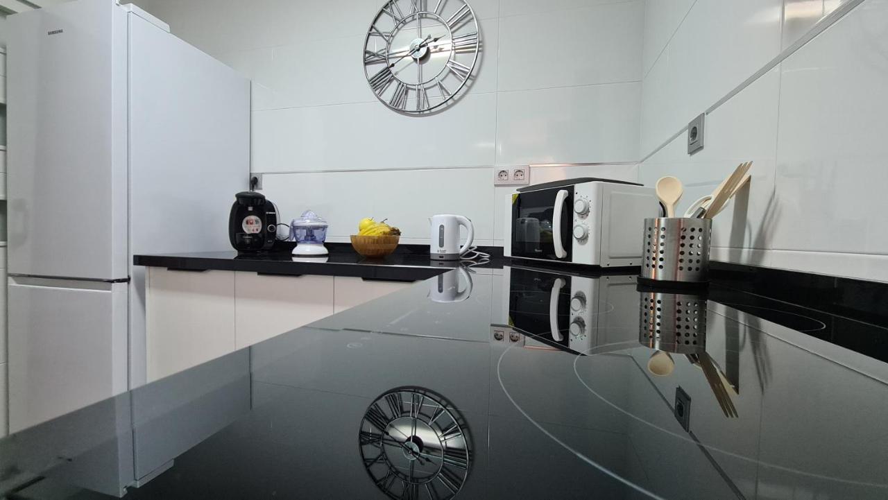 Vacacional Buyma - Parking Privado -Gratuito- Appartement Málaga Buitenkant foto