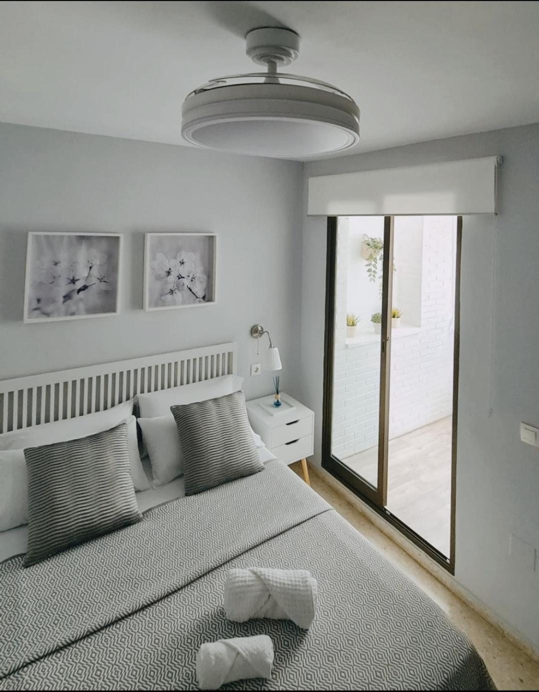 Vacacional Buyma - Parking Privado -Gratuito- Appartement Málaga Buitenkant foto